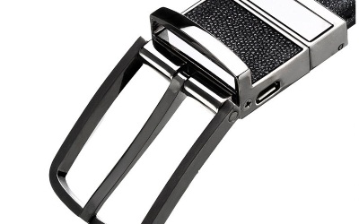 Смарт-пояс Welt оснащен портом microUSB