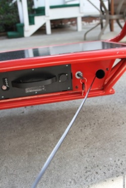 Solar Electric Scooter может заряжаться тремя способами