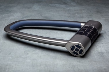 Skylock имеет солнечную батарею для зарядки аккумулятора